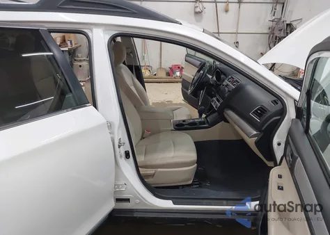 2017 Subaru Outback 2.5I Premium z USA, uszkodzony, nr VIN 4S4BSAHC1H3340142